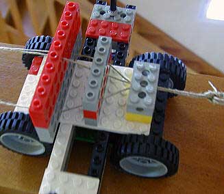 Здесь используются перила ограждения второго этажа в квартире.