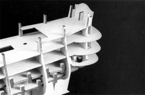 Верхняя и нижняя часть транца