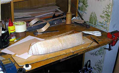 Обработанный корпус. Установлены киль и штевни