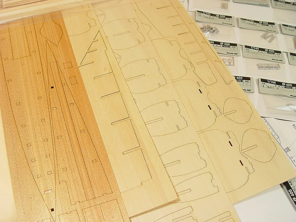 Сборная модель подводной лодки Подводная лодка – авианосец I-400