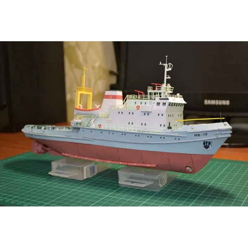 Модель из картона морской буксир пр. 714 МБ-15, СССР 1977 г.