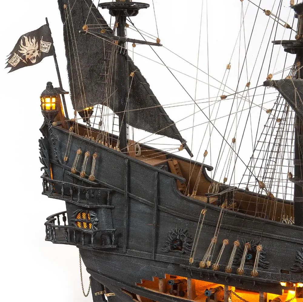 модель корабля своими руками Flying Dutchman (Летучий Голландец)