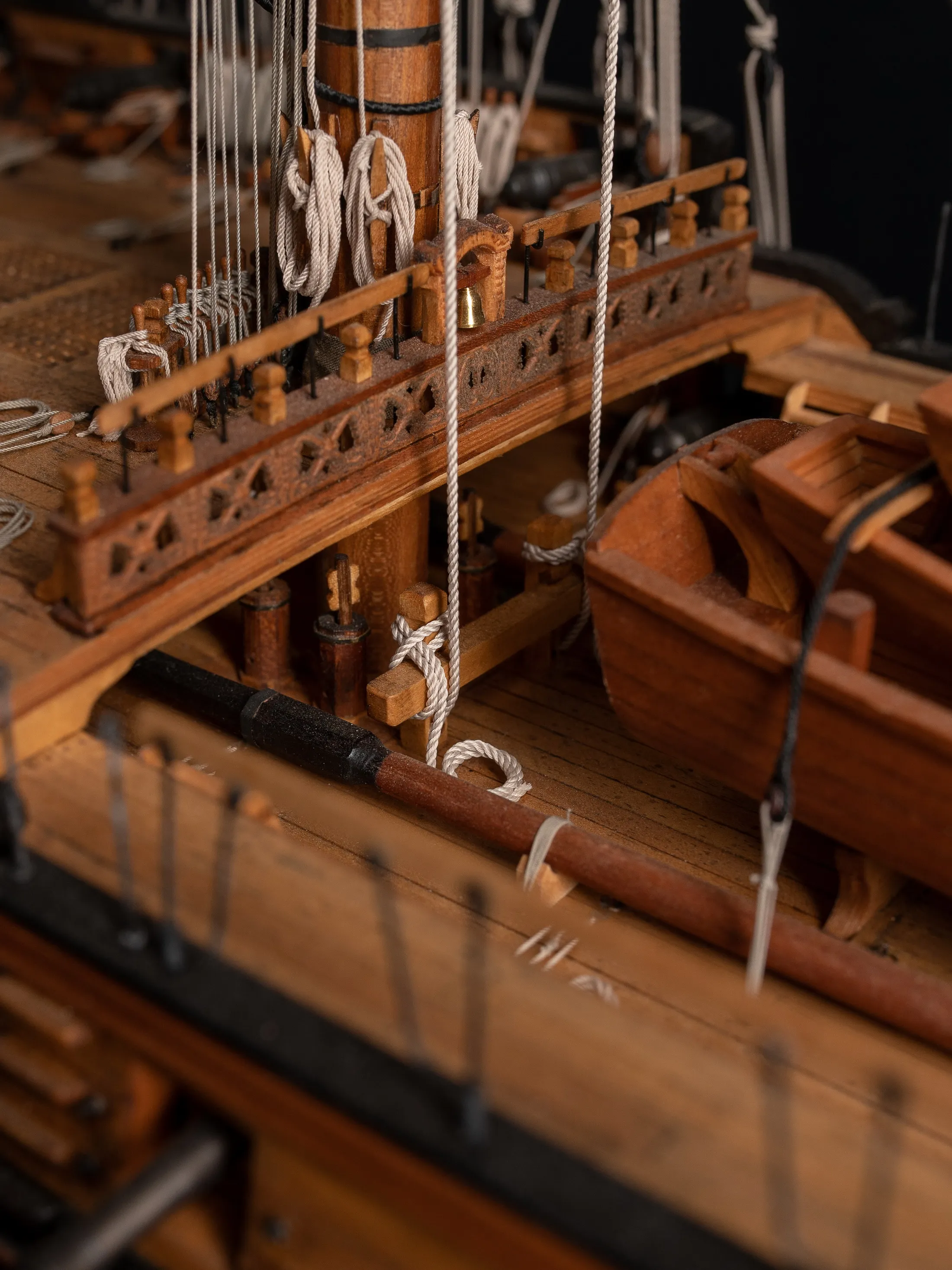 Модель корабля Bonhomme Richard - Верфь на Столе