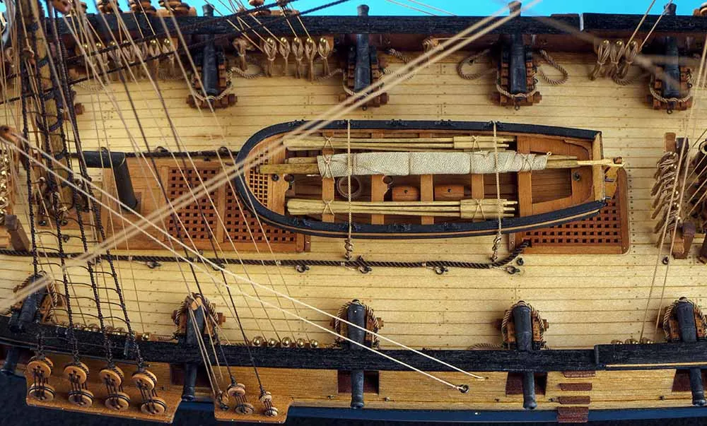 Бригантина Феникс улучшенная + (Полный набор инструментов, клея и лак)