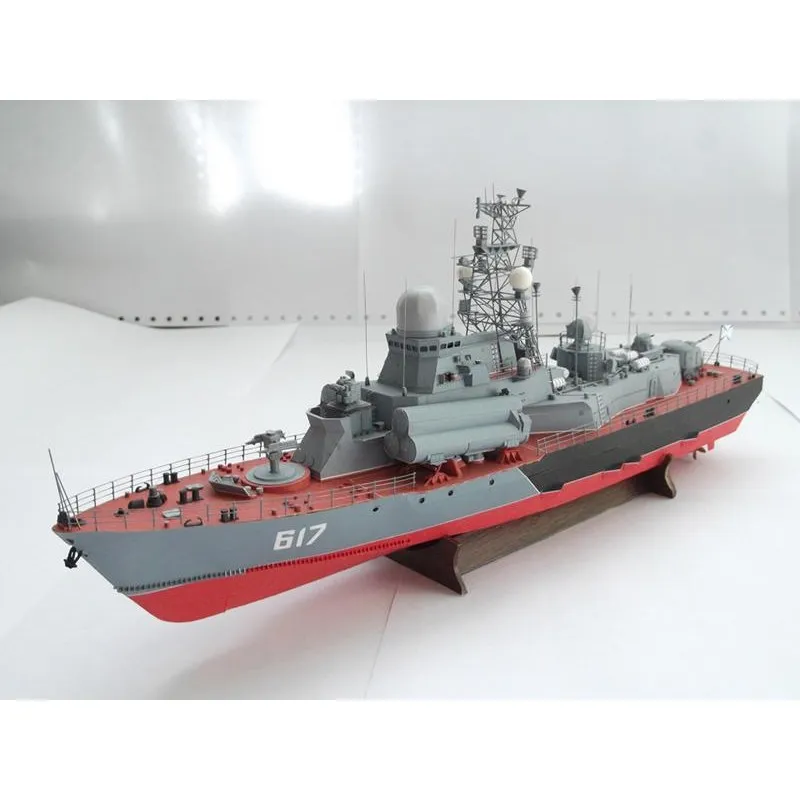 Модель из картона малый ракетный корабль "Мираж", СССР 1987 г