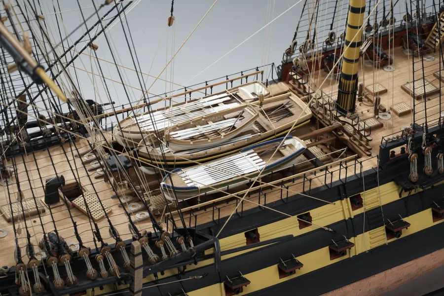 HMS Vanguard (Флагман адмирала Нельсона) + (Полный набор инструментов, клея и краски)