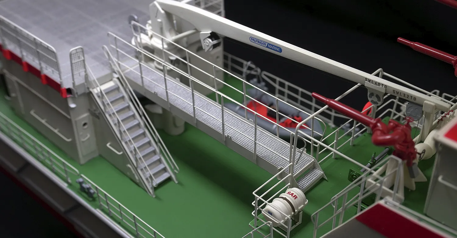 Модель корабля Cпасательный крейсер «HERMANN MARWEDE» - Верфь на Столе