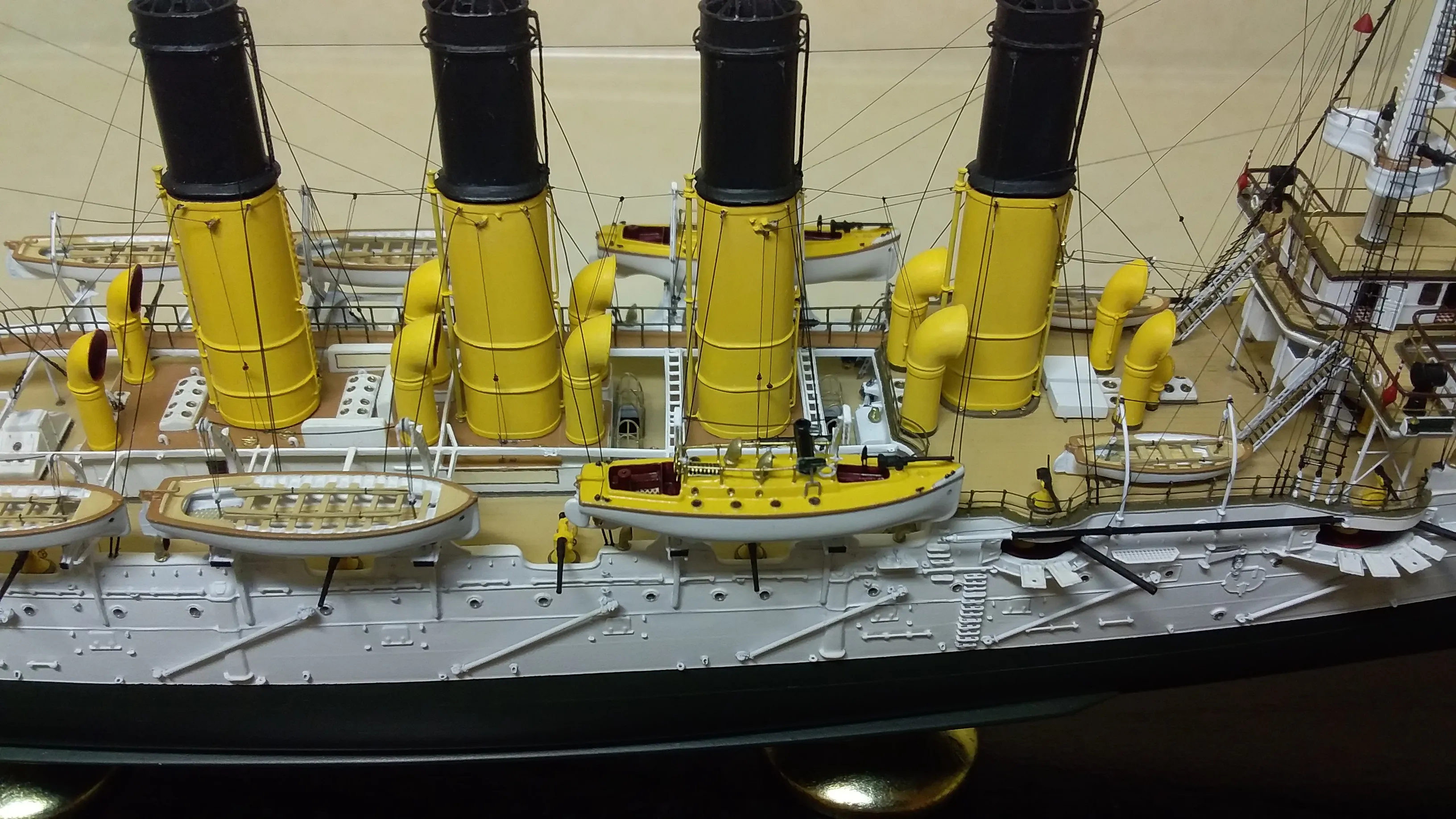 Модель корабля Бронепалубный крейсер 1 ранга «Варяг» - Верфь на Столе