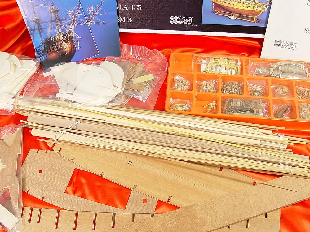 деревянная модель корабля Sirene