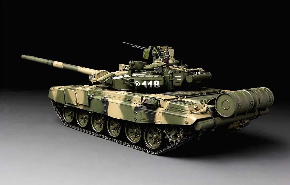 Российский основной боевой танк Т-90