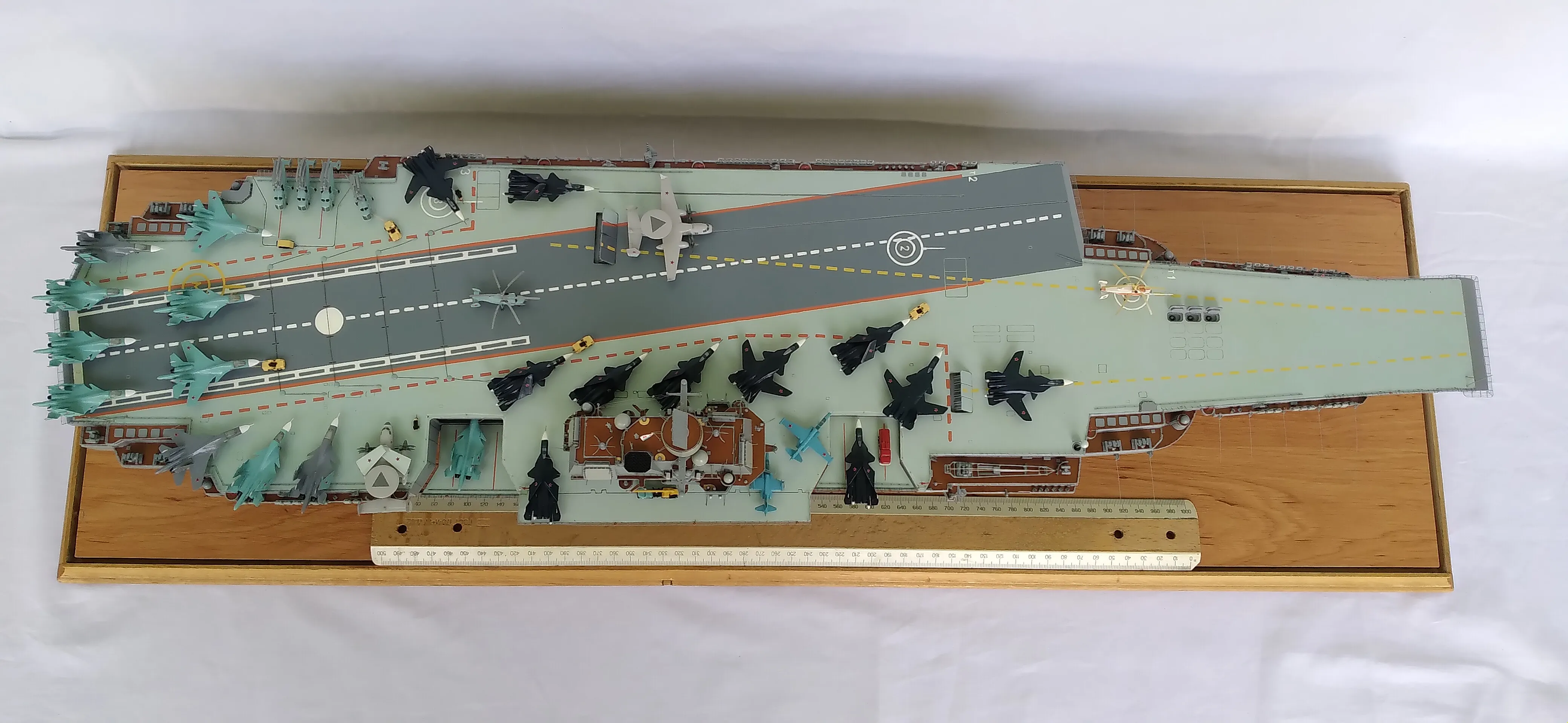 Модель корабля Авианесущий крейсер "Ульяновск" - Верфь на Столе