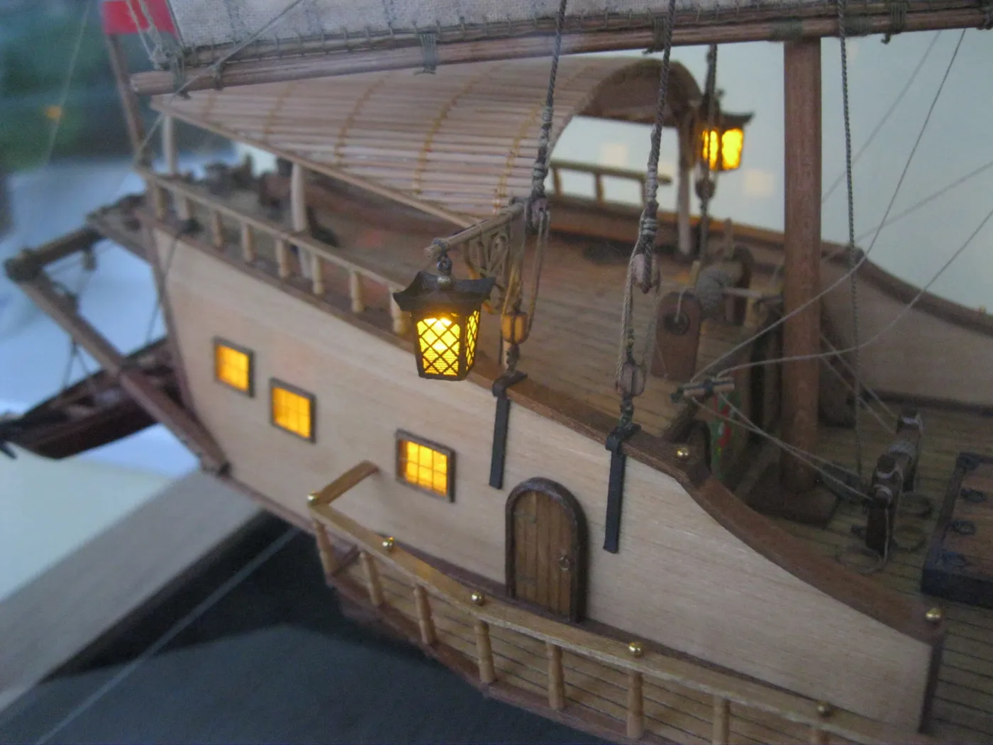 Модель корабля Джонка „RED DRAGON“  - Верфь на Столе