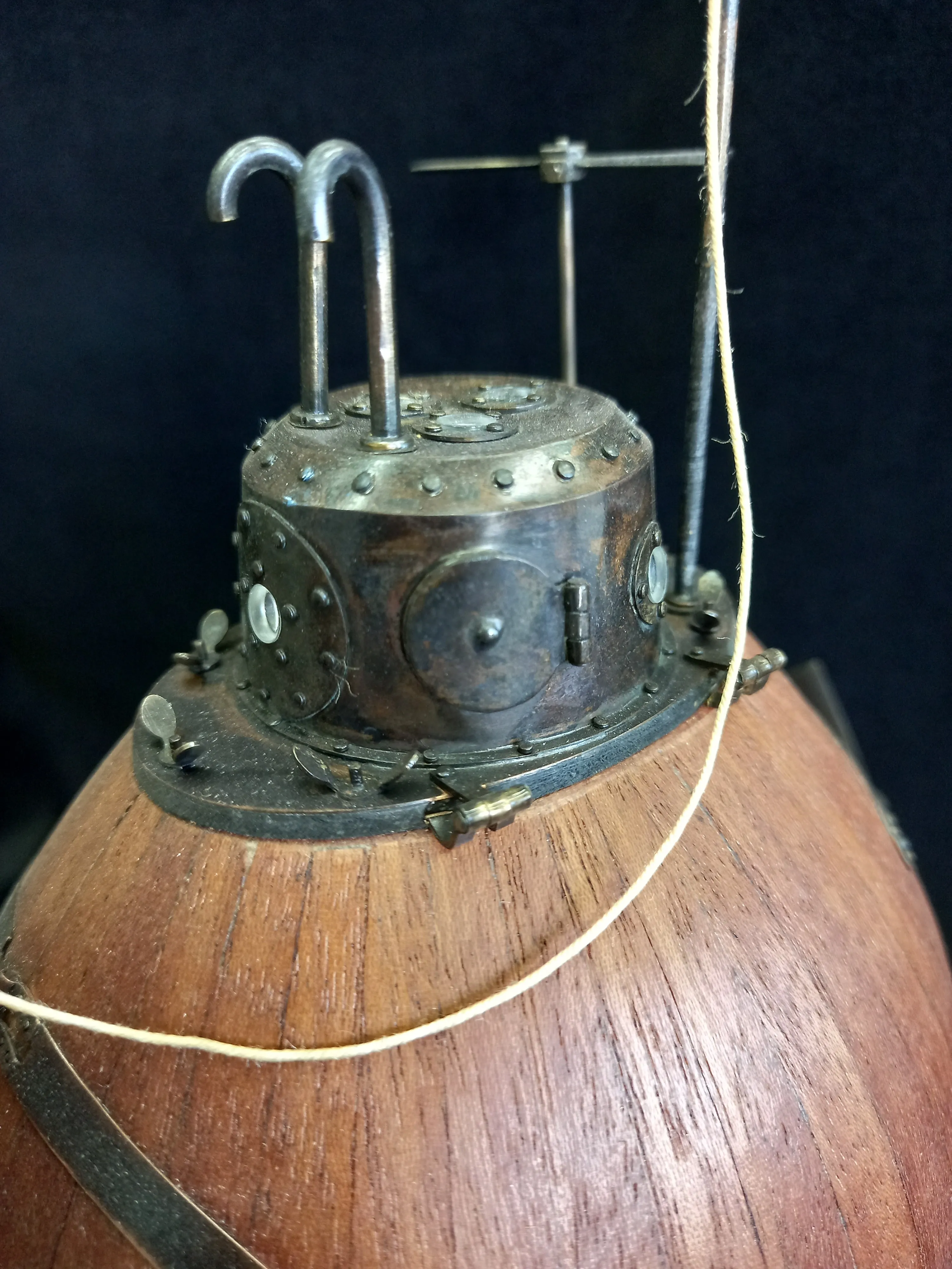 Модель корабля Подводная лодка "ЧЕРЕПАХА" Д. Бушнелла 1776 г. - Верфь на Столе