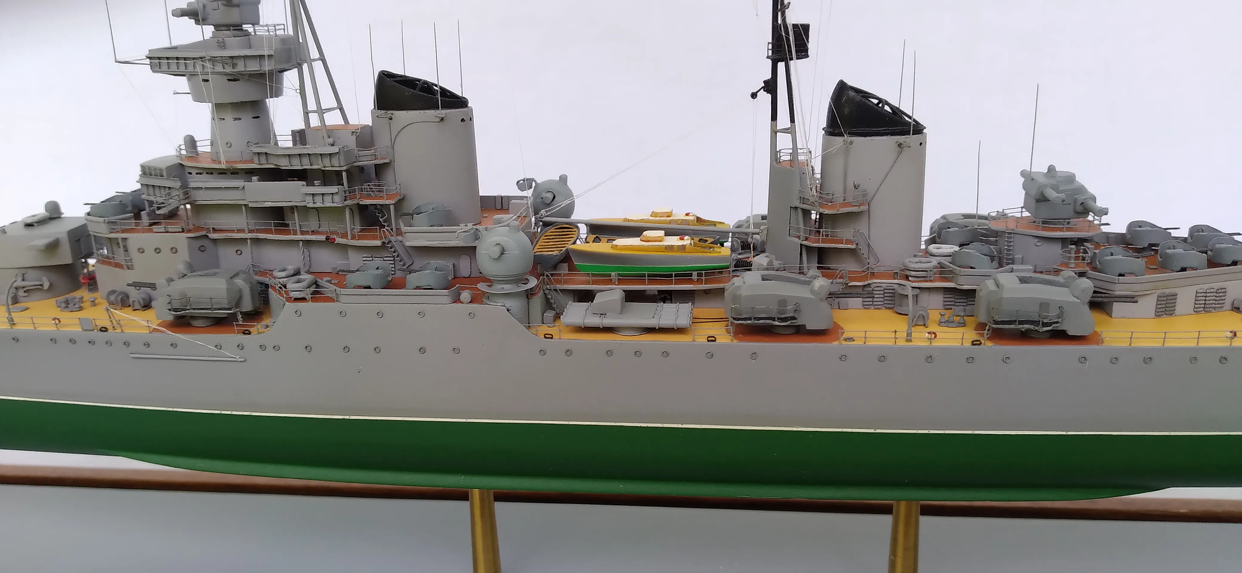 Модель корабля Артиллерийский крейсер "Адмирал Нахимов" - Верфь на Столе