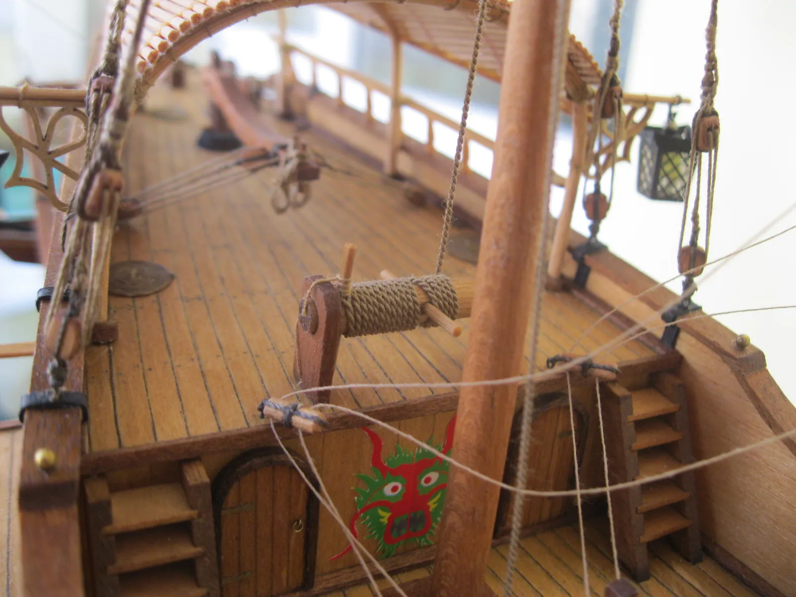 Модель корабля Джонка „RED DRAGON“  - Верфь на Столе