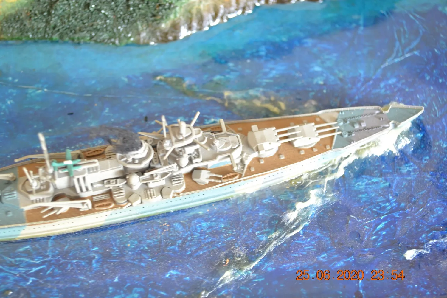 Модель корабля Линкор "Шарнхорст"  - Верфь на Столе