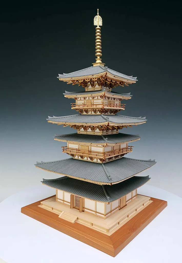 3-х ярусная пагода Yakushiji (восточная)