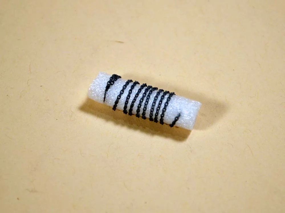 Цепь полимерная, звено круглое 1,5 мм, длина 300 мм