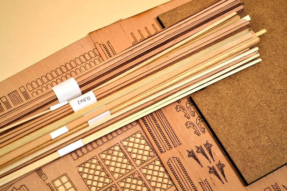 Усадьба по проекту Кузьмина 1878 года, 2240 деталей + (Стартовый набор инструментов)