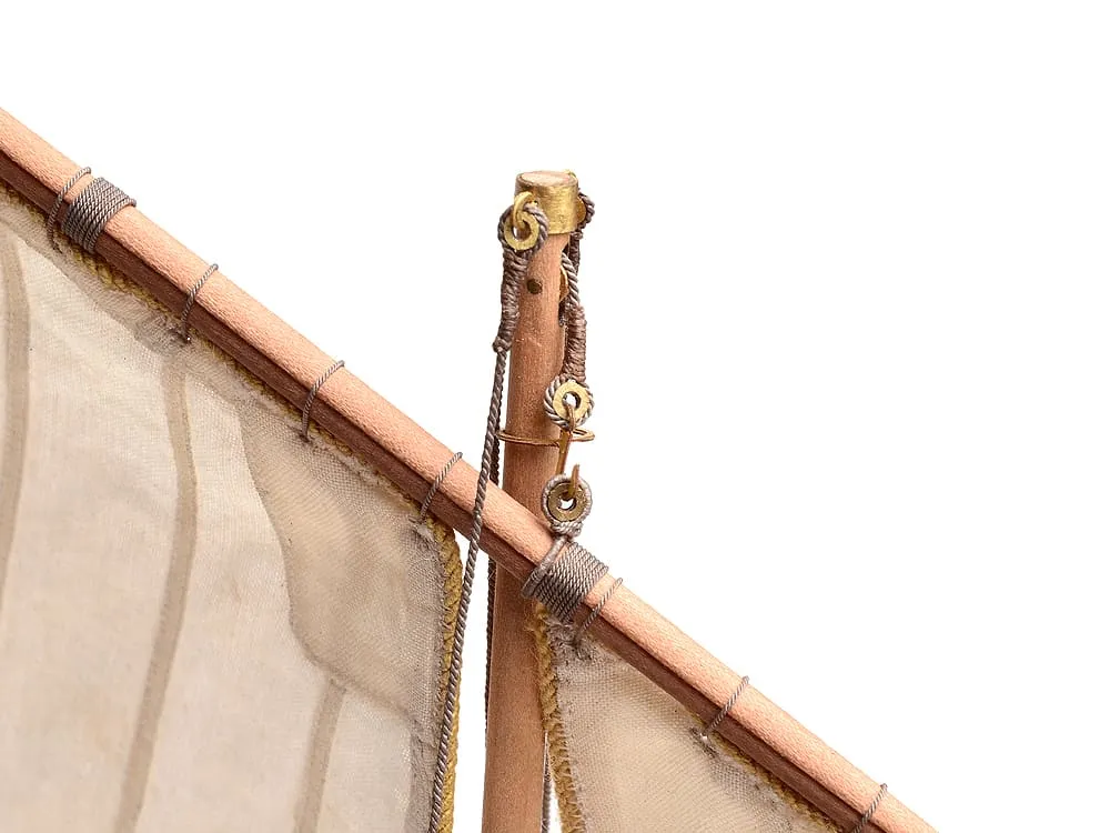 Модель Ял со снабжением четырехвесельный 1:24 с парусом