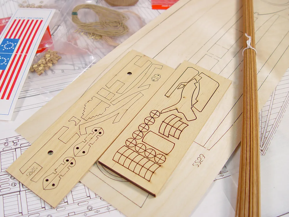 канонерская лодка Arrow + (Полный набор инструментов, клея и краски)