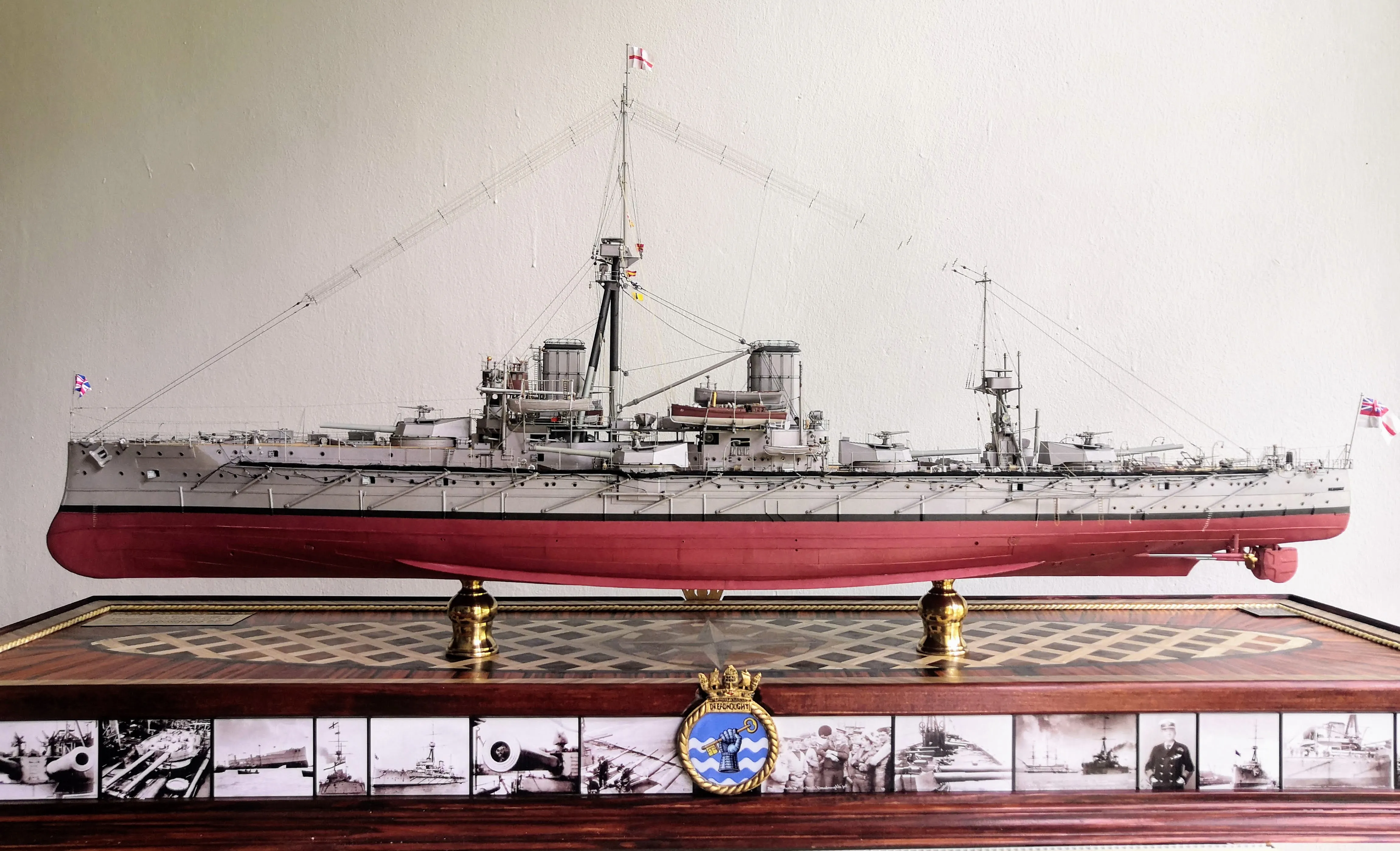 Модель корабля HMS Dreadnough - Верфь на Столе
