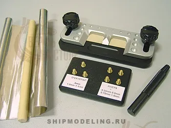 Пробойник гаек и заклепок