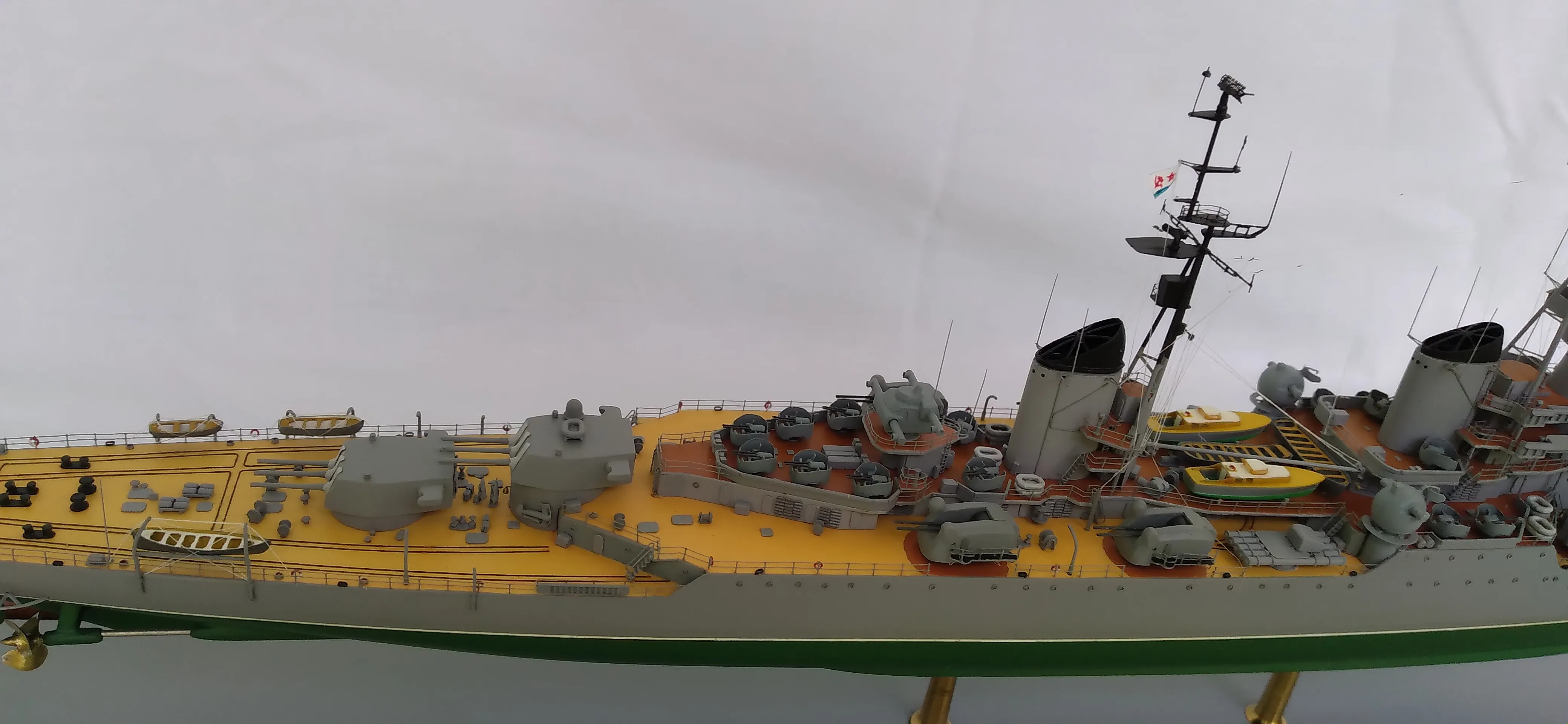 Модель корабля Артиллерийский крейсер "Адмирал Нахимов" - Верфь на Столе