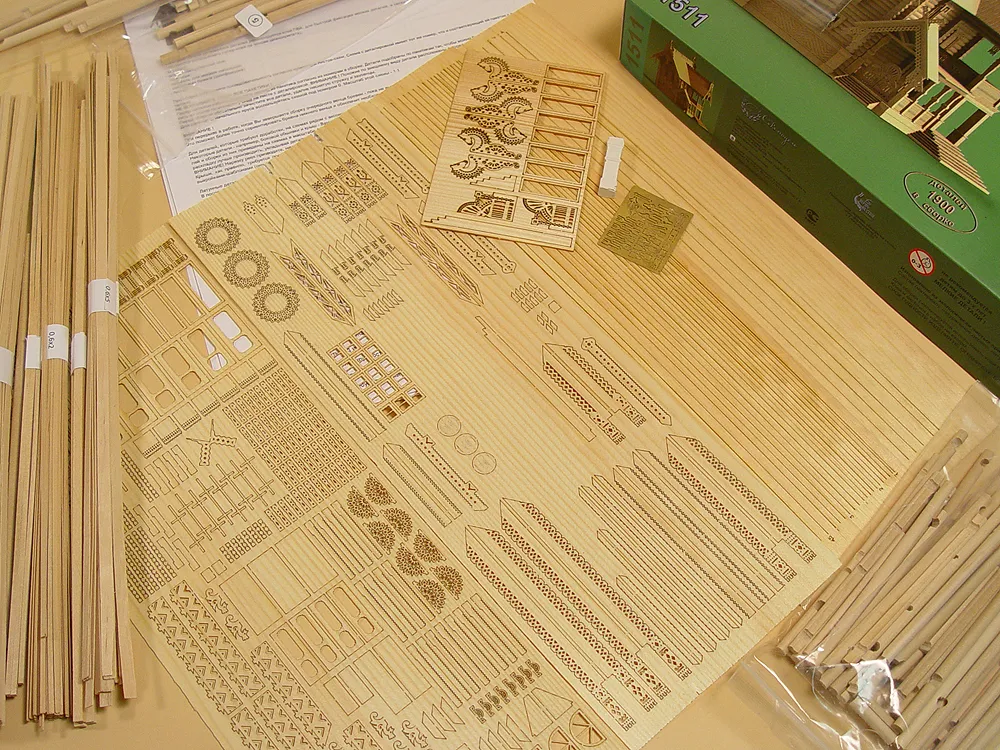 Терем русского подворья, 1873 г, 1900 деталей + (Расширенный набор для сборки)