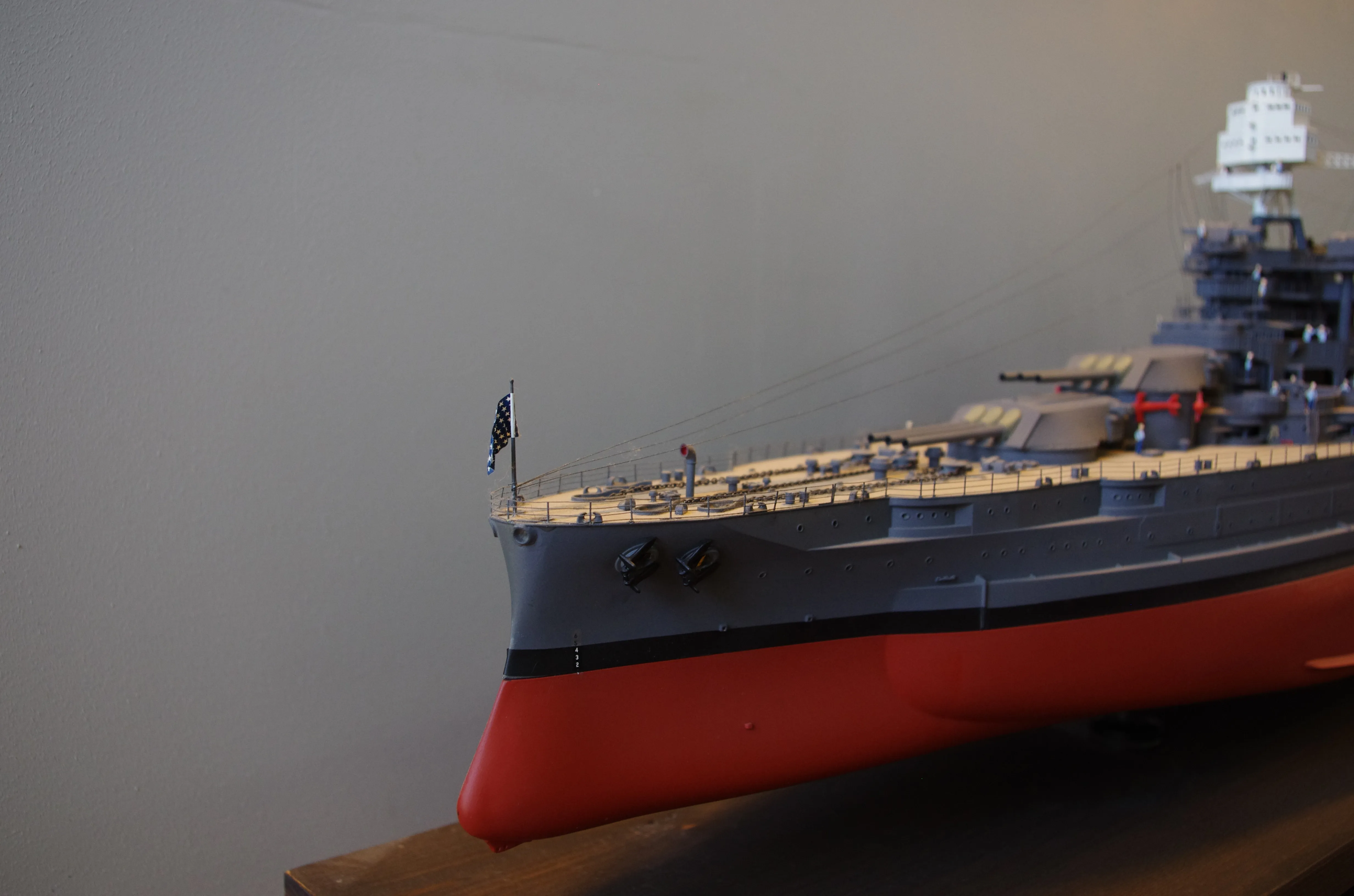 Модель корабля Линкор  ВВ-39  "АРИЗОНА"  декабрь 1941 г. - Верфь на Столе