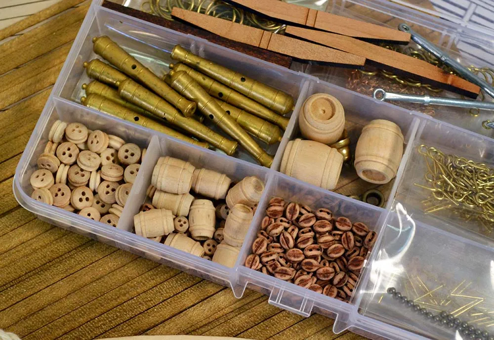 модель корабля для сборки Harvey