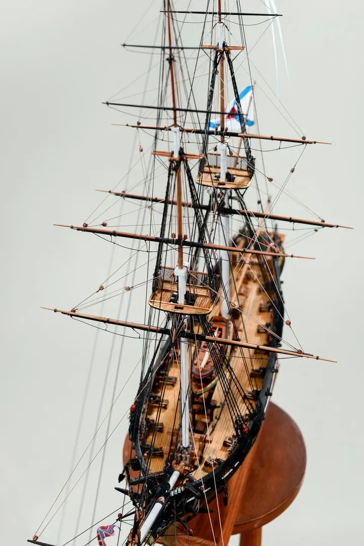 Модель Бриг Меркурий 1:72