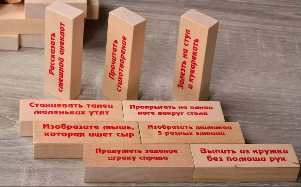Настольная игра: Башня с заданиями для детей