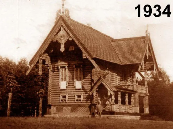 Терем русского подворья, 1873 г, 1900 деталей + (Расширенный набор для сборки)