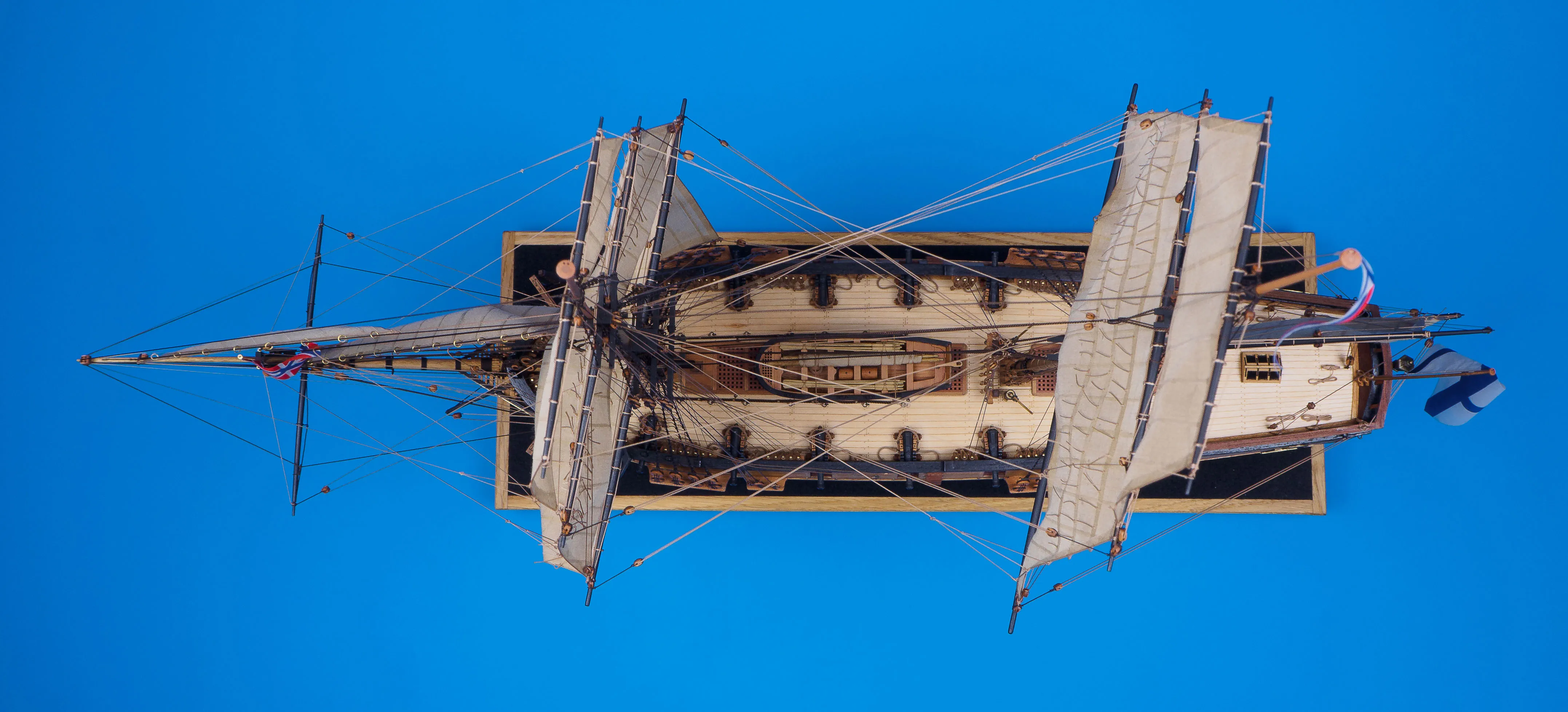 Модель корабля Бригантина "Феникс" - Верфь на Столе