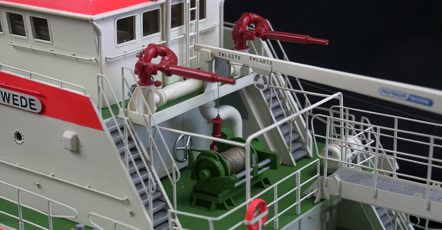 Модель корабля Cпасательный крейсер «HERMANN MARWEDE» - Верфь на Столе