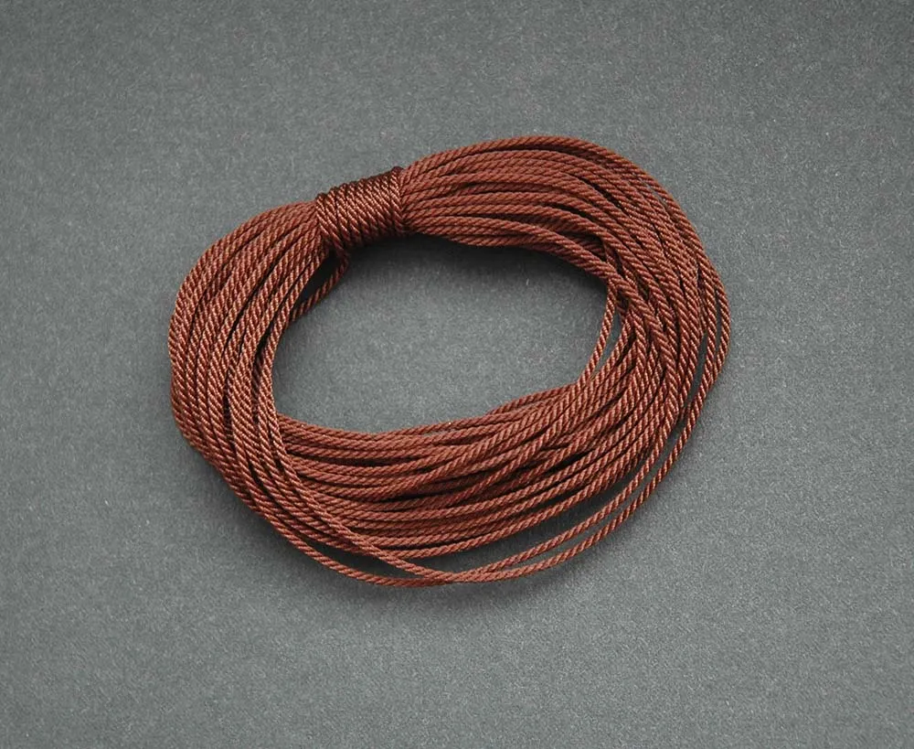 Нить плотной скрутки коричневая, 0,3 мм, длина 5 м