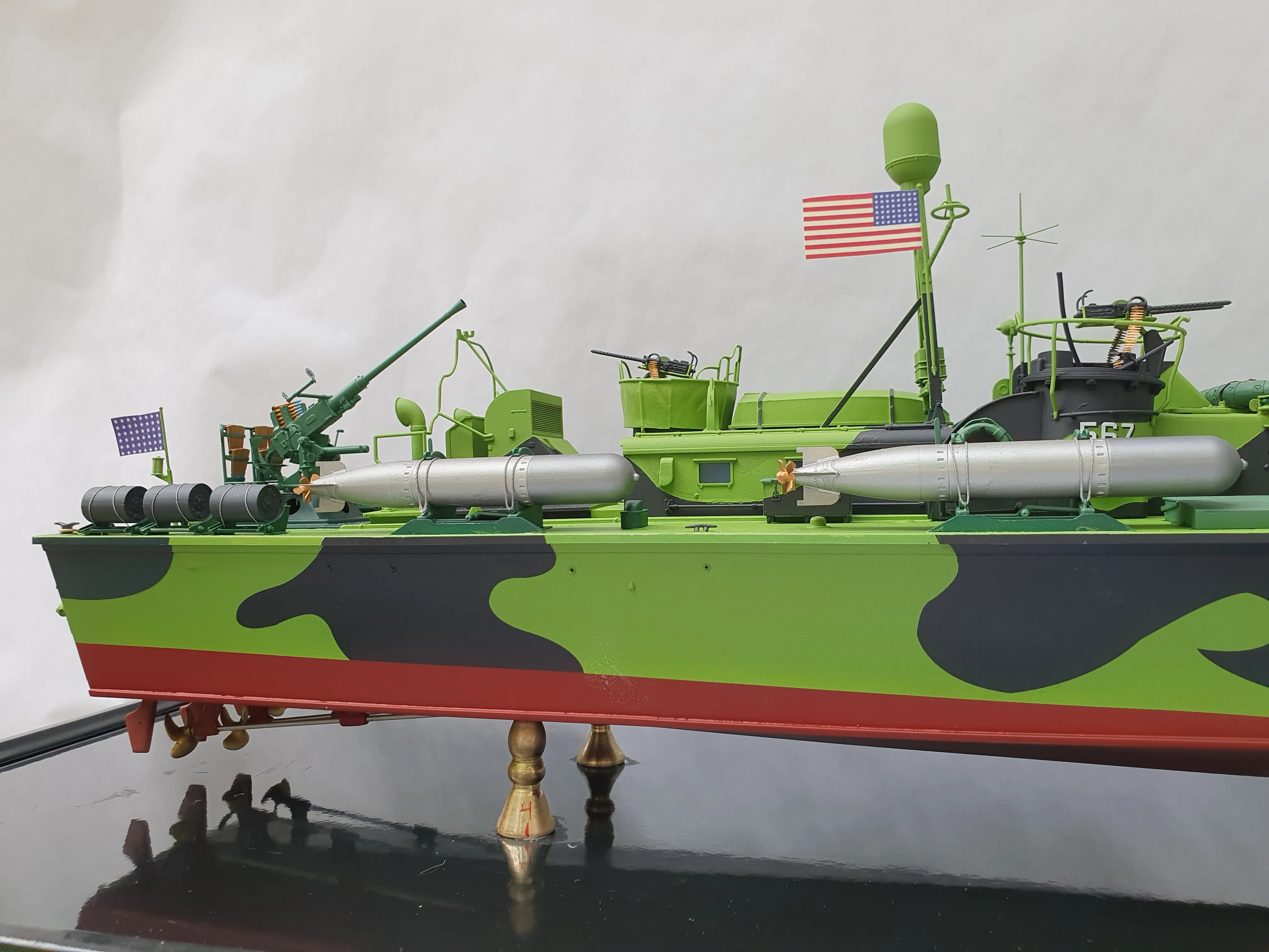 Модель корабля ELCO 80 TORPEDO BOAT PT-567 - Верфь на Столе