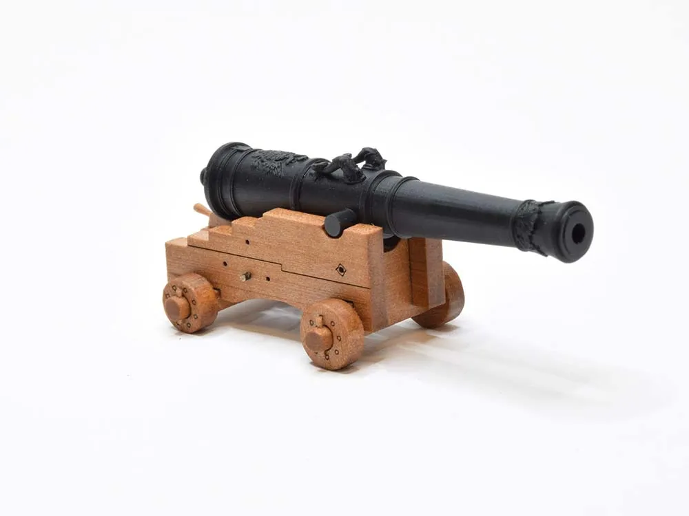 Сборная модель русской пушки XVIII века