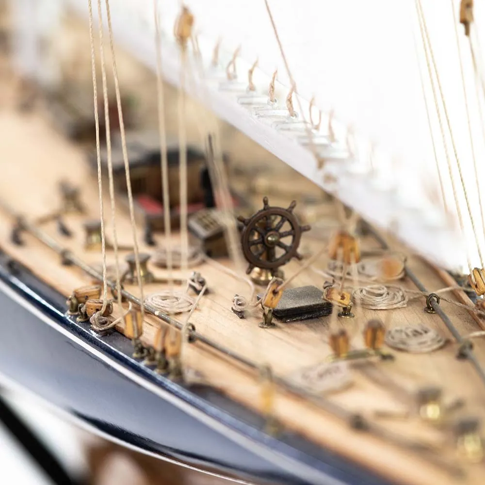 Яхта Endeavour America's cup 1934 challenger + (Стартовый набор инструментов)