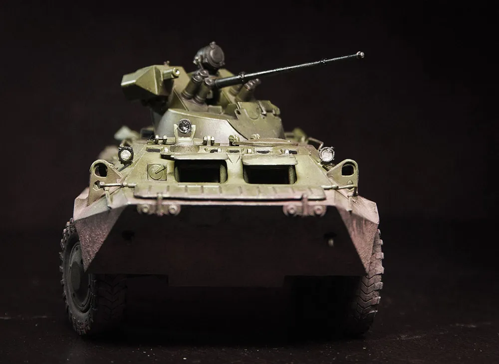 Российский бронетранспортёр БТР -80А