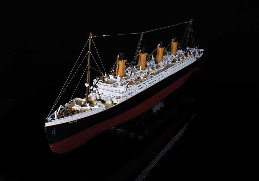 RMS TITANIC (Титаник) + (Стартовый набор инструментов)