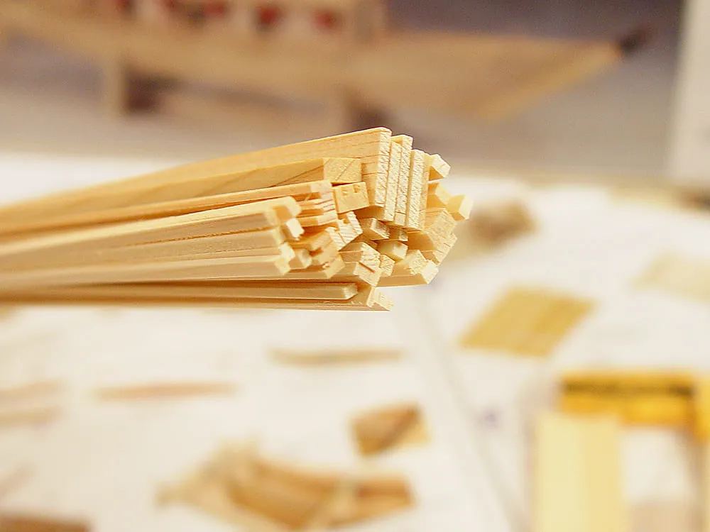 деревянная модель парусника Yakatabune с подсветкой