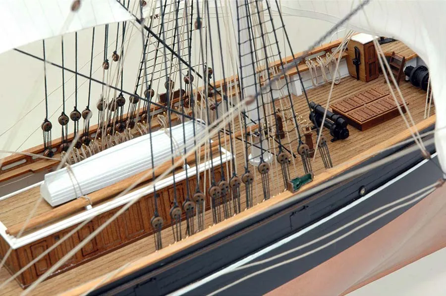 деревянная модель парусника Cutty Sark