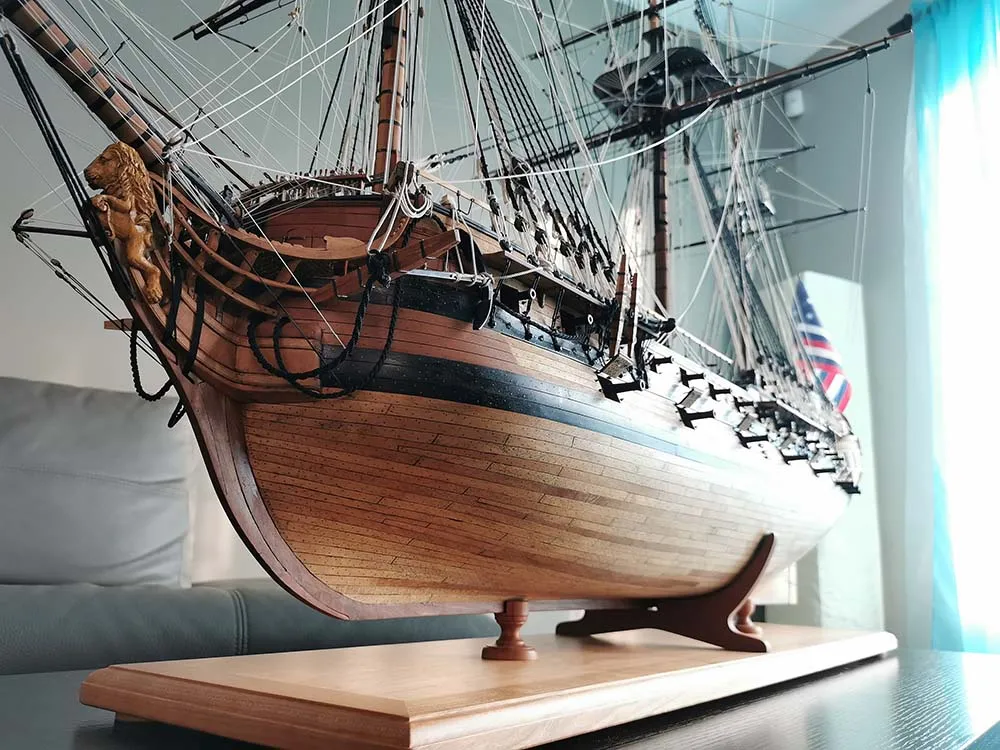 модель корабля для сборки Bonhomme Richard 1779 Премиум версия (самшит-груша)