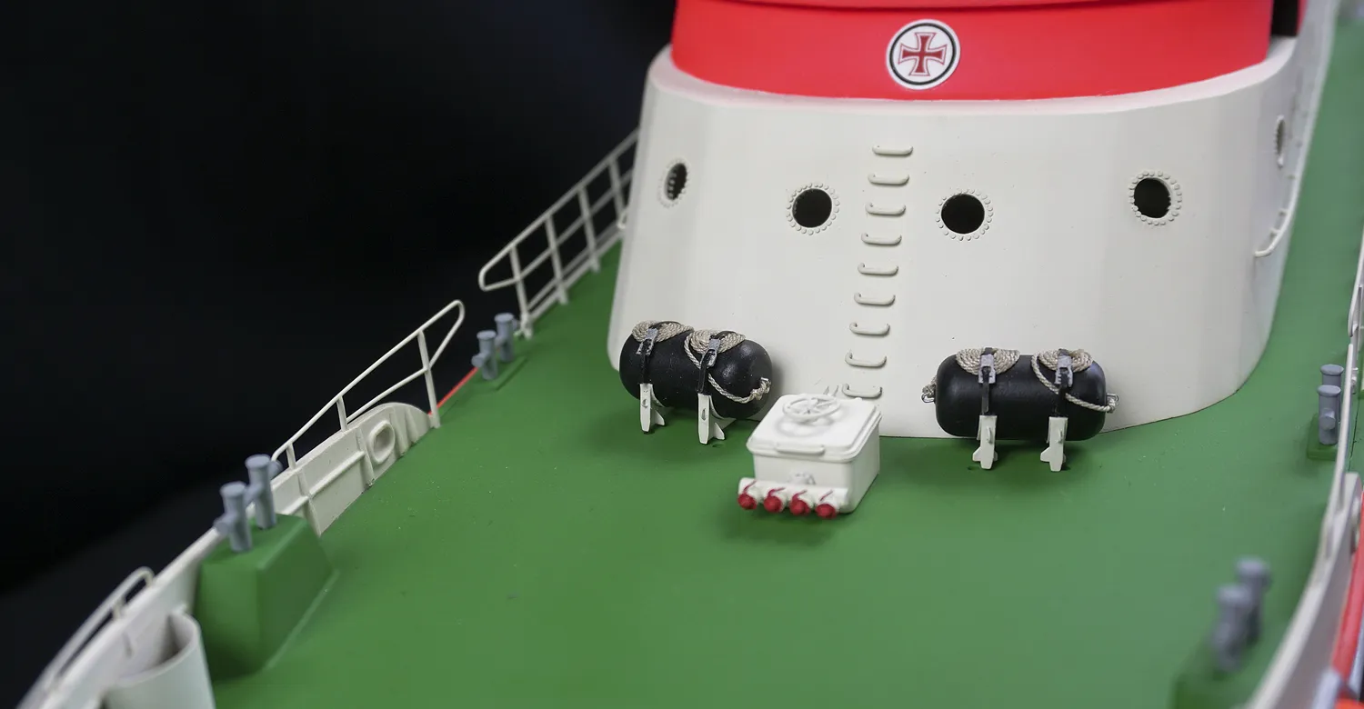 Модель корабля Cпасательный крейсер «HERMANN MARWEDE» - Верфь на Столе