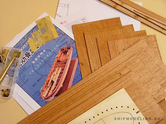 модель корабля для сборки Longboat Armed For War