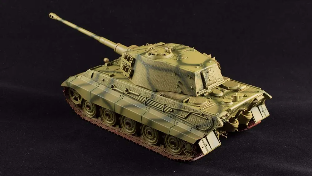 Немецкий танк "Королевский Тигр с башней Хеншель" подарочный набор