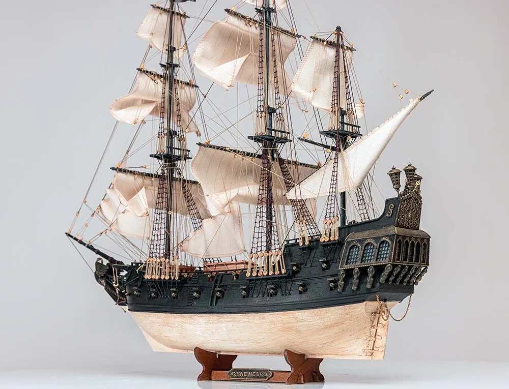 модель корабля своими руками Black Swan, пиратский корабль