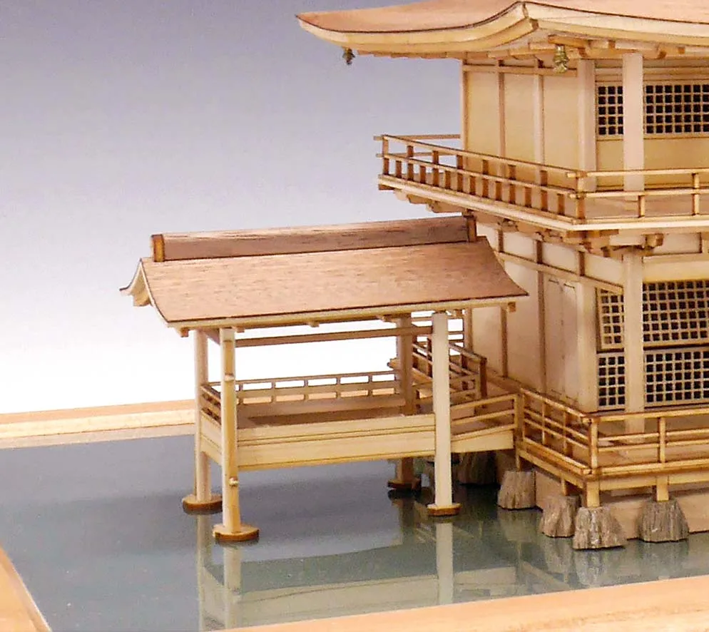 Золотой павильон Kinkaku (новая версия)